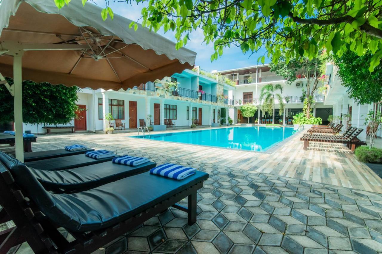 Royal Reach Udawalawe Hotel ภายนอก รูปภาพ