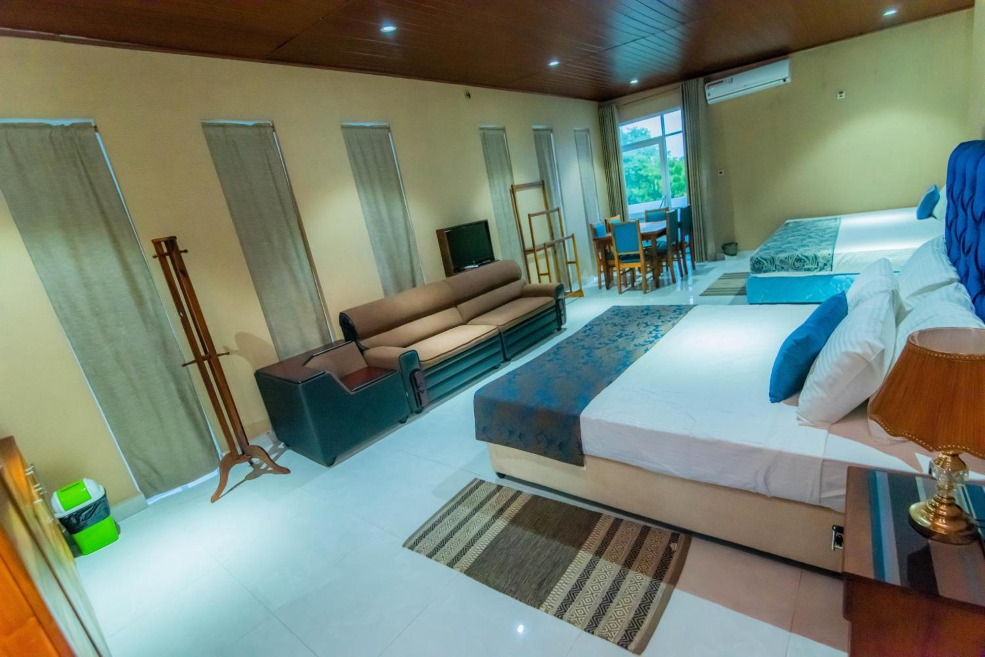 Royal Reach Udawalawe Hotel ห้อง รูปภาพ